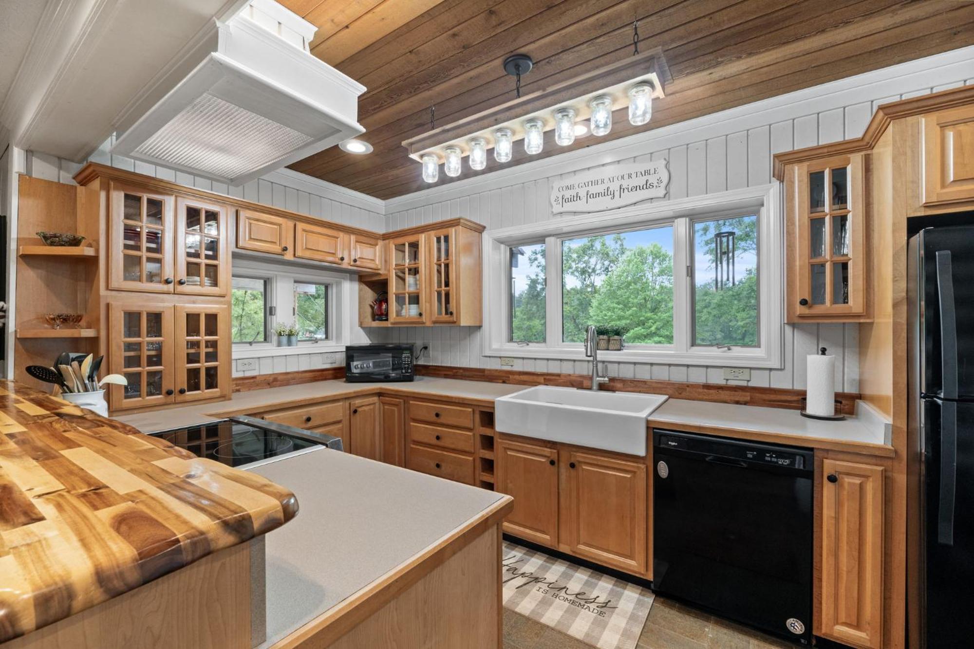 Refuge Ranch Retreat Log Cabin Lake 53+ Acres لوكوست غروف المظهر الخارجي الصورة